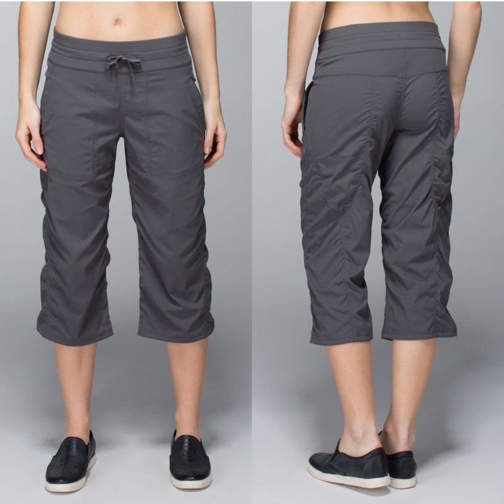 LULULEMON Studio Crop No Liner in Soot Light Size 4